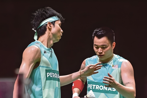 Aaron Wooi Yik in deep discussion during a high stakes match at BAC 2026.