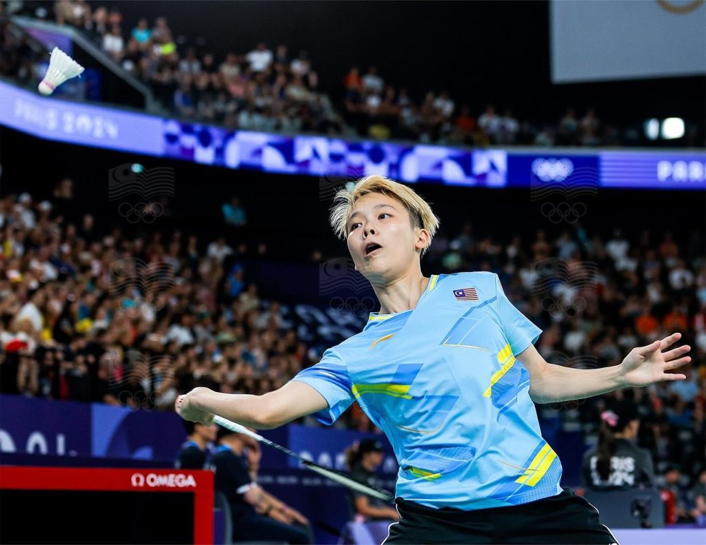 Goh Jin Wei Uber Cup preparations and focus during a high-stakes international match.