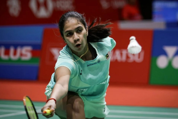 Uber Cup 2026 Knockout featuring K Letshanaa in a deep defensive lunge.