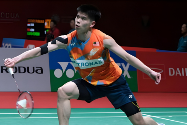 Thomas Cup Campaign 2026 lead singles player Leong Jun Hao in action on the court.