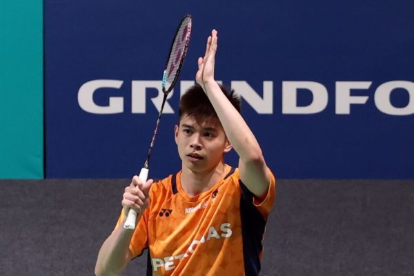 Jun Hao BAC Exit and player reaction during the opening round in China.