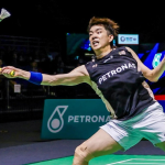 Thomas Cup Strategy and Man Wei Chong managing his knee injury on court.