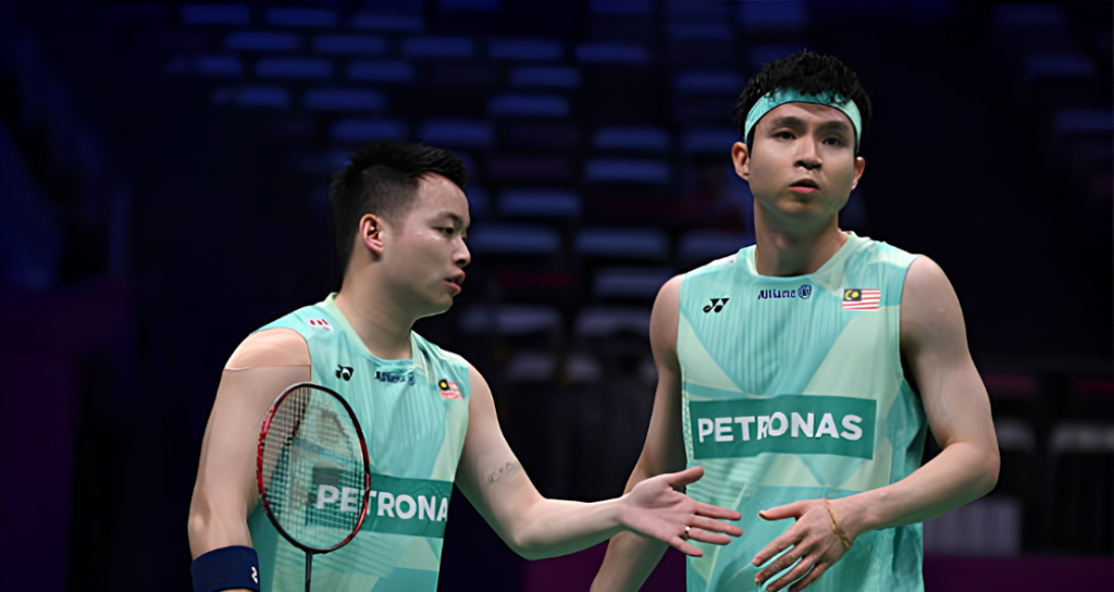 Singapore Open Quarter Finals featuring the tactical coordination of Aaron Chia and Soh Wooi Yik.
