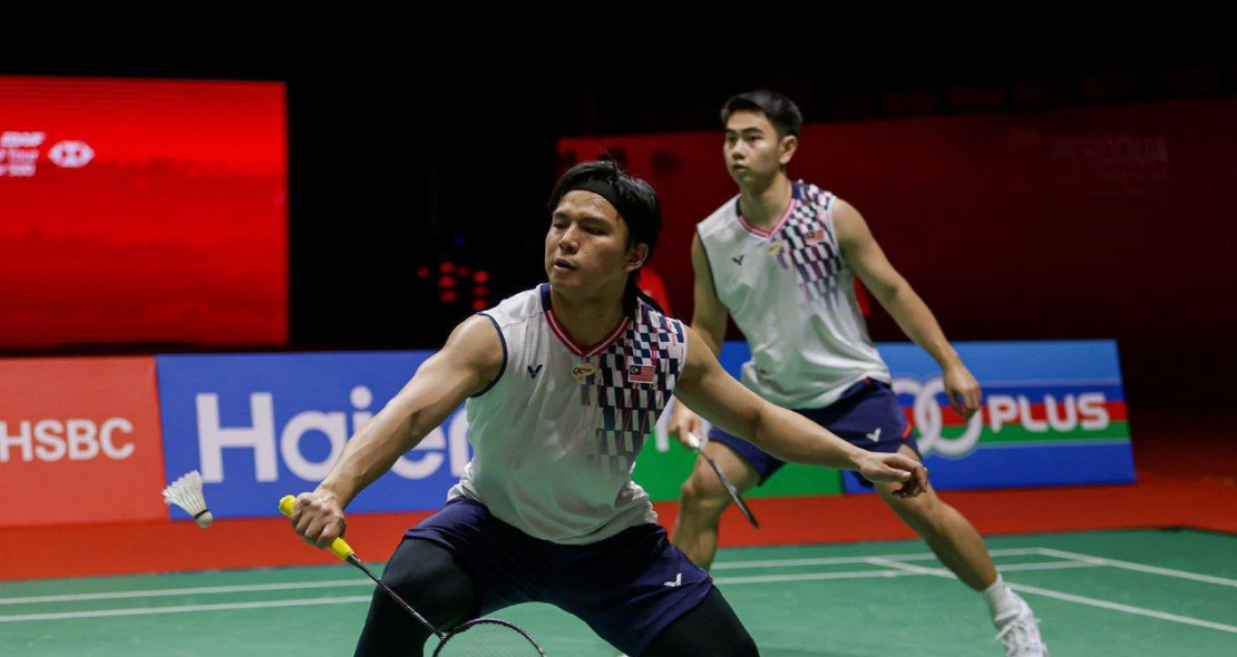 Thailand Open Semi-Final battle featuring Malaysian pair Goh Sze Fei and Nur Izzuddin Rumsani.