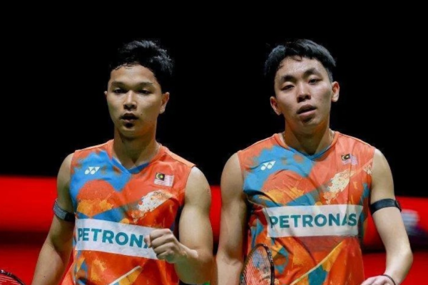 Malaysian Doubles Depth featuring Wan Arif and Yap Roy King during a high-stakes match.