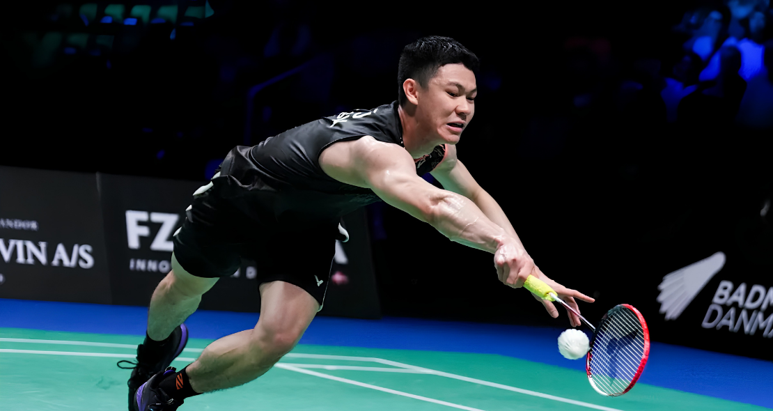 Macau Open Campaign featuring Lee Zii Jia in high-intensity action during a match.