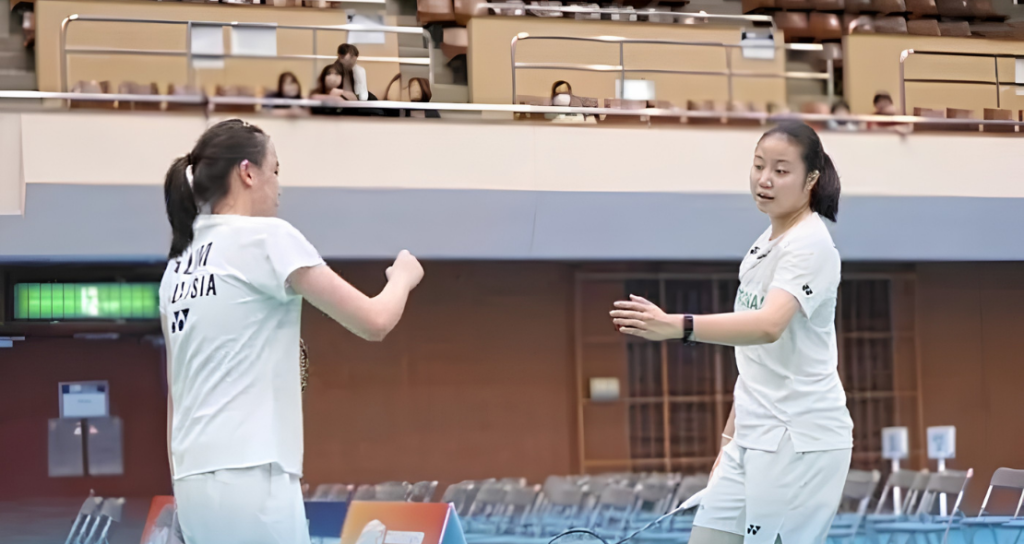 Junior Mixed Team Championship featuring Low Zi Yu and Genevie Lim celebrating on court.