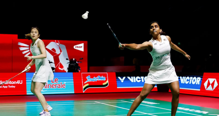 World Rankings Decline featuring Pearly Tan and M Thinaah fighting to reclaim their world No 2 spot.