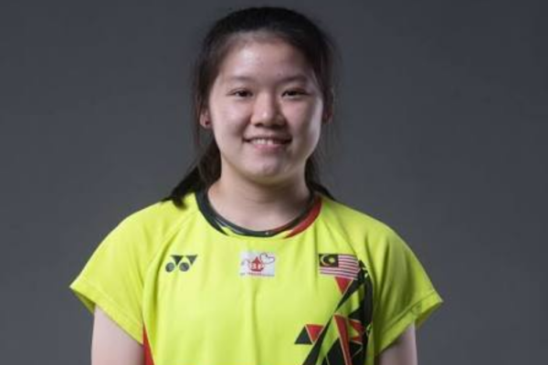 Chan Wen Tse professional badminton profile image showing the Malaysian Women's Double player smiling