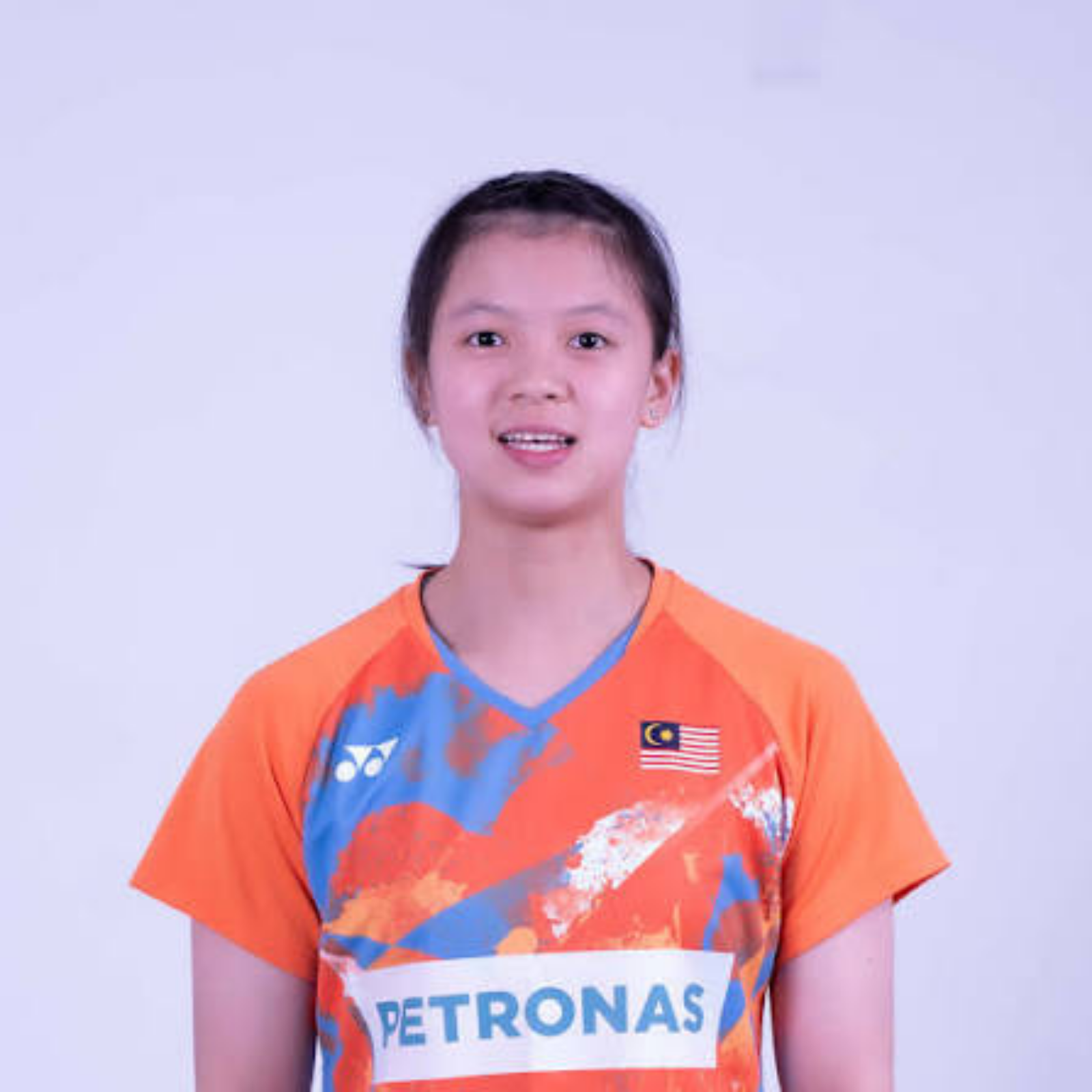 Gan Min Yee professional badminton profile image showing the Malaysian Women's Double player smiling