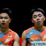 BWF World Championships 2026 showing Wan Arif Junaidi and Yap Roy King celebrating on court.
