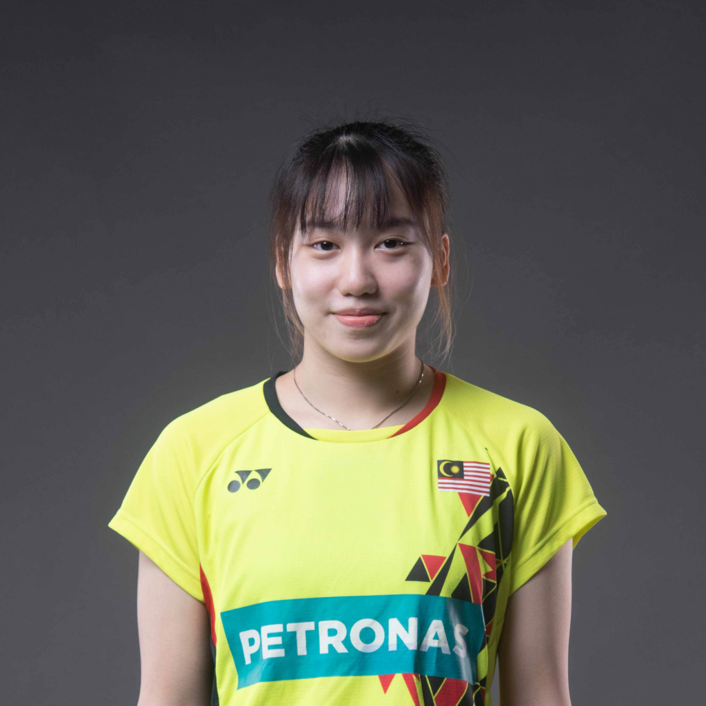 Vanessa Ng professional badminton profile image showing the Malaysian Mixed Double player smiling
