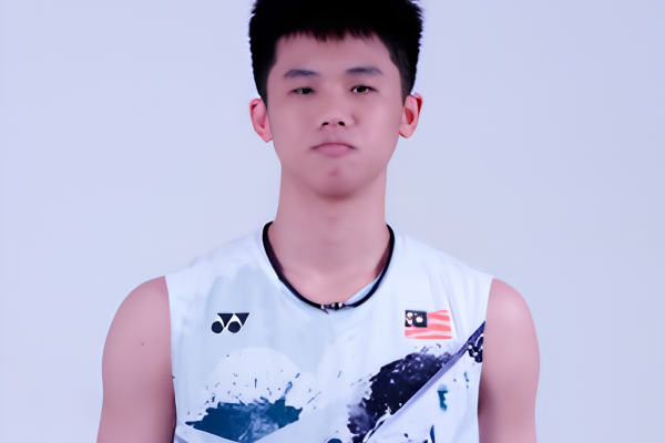 Wee Yee Hern professional badminton profile image showing the Malaysian Mixed Double player smiling