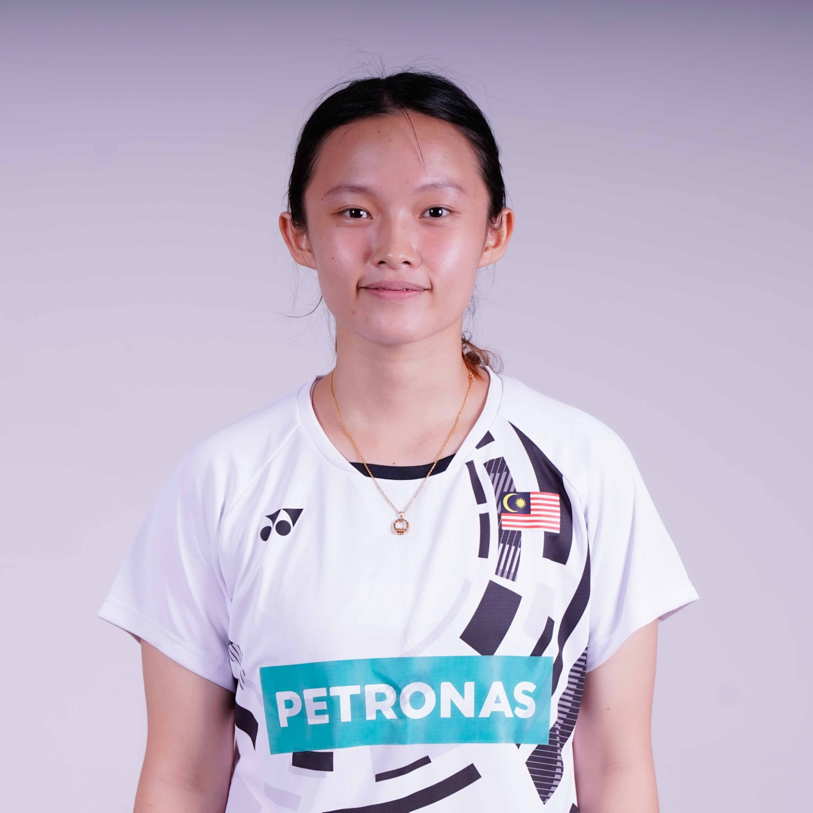 Wong Ling Ching professional badminton profile image showing the Malaysian singles player smiling