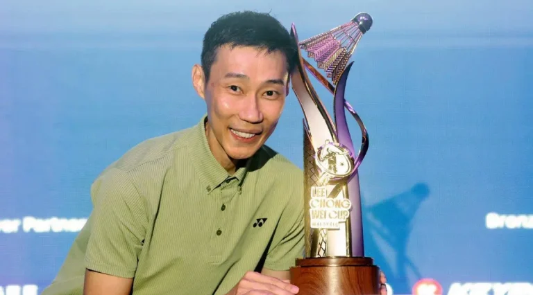 Lee Chong Wei at the LCW Cup junior badminton tournament