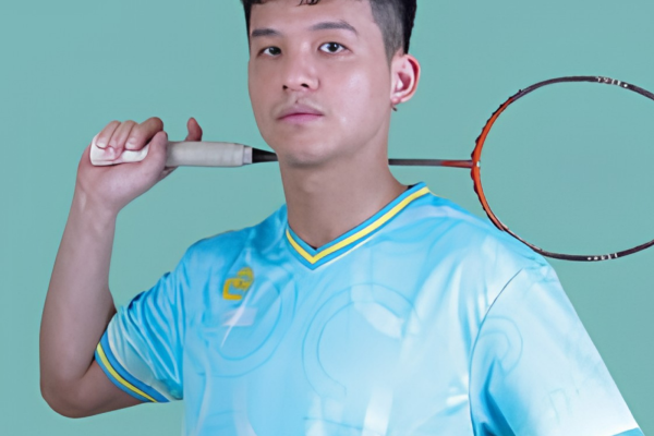 Teo Ee Yi professional badminton profile image showing the Malaysian Men's Double player smiling